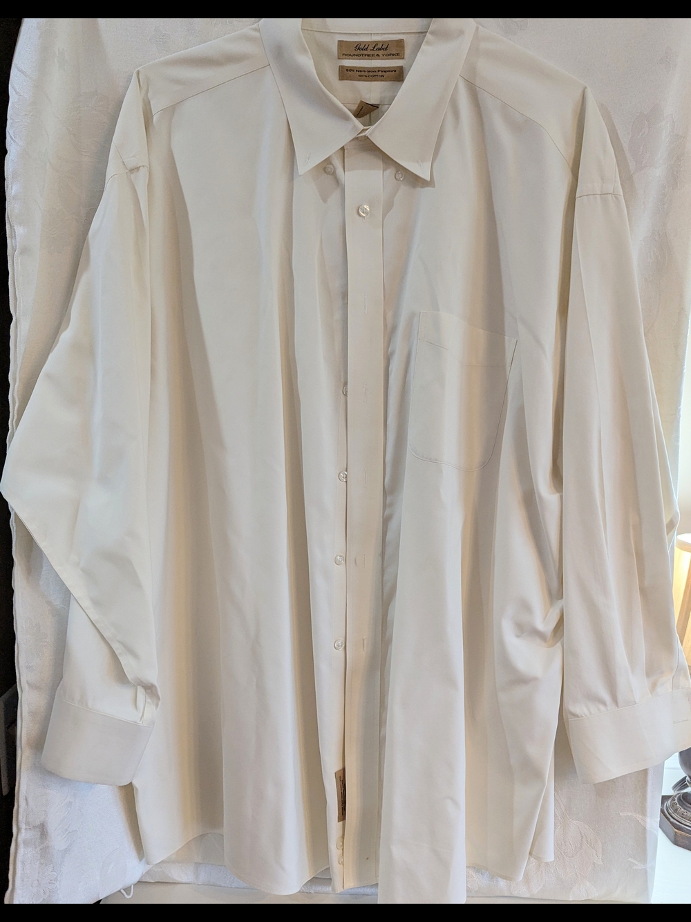 Roundtree & Yorke Men's White Dress Shirt